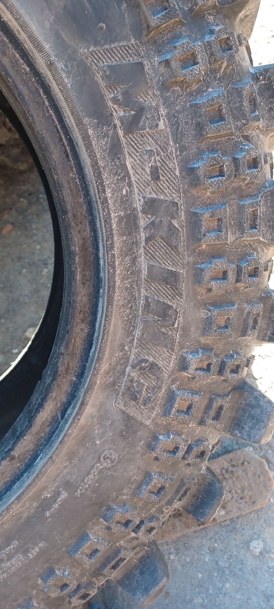 Off Road гуми в добро състояние