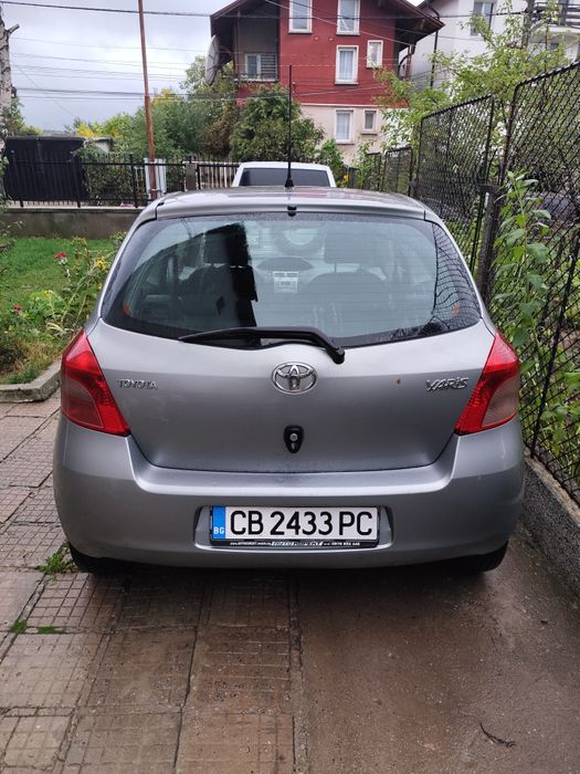 Toyota Yaris 1.4d4d 90кс перфектна