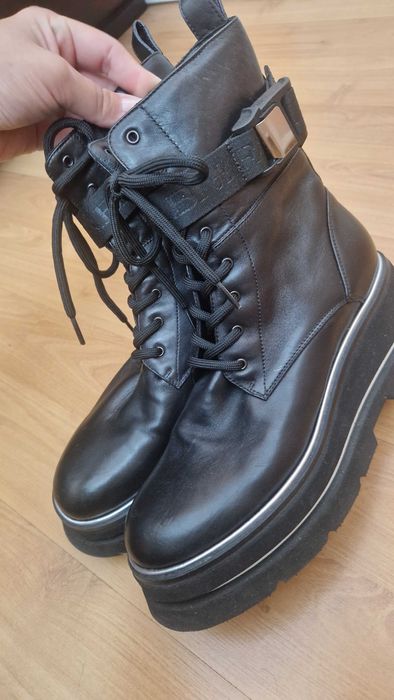 Дамски зимни обувки