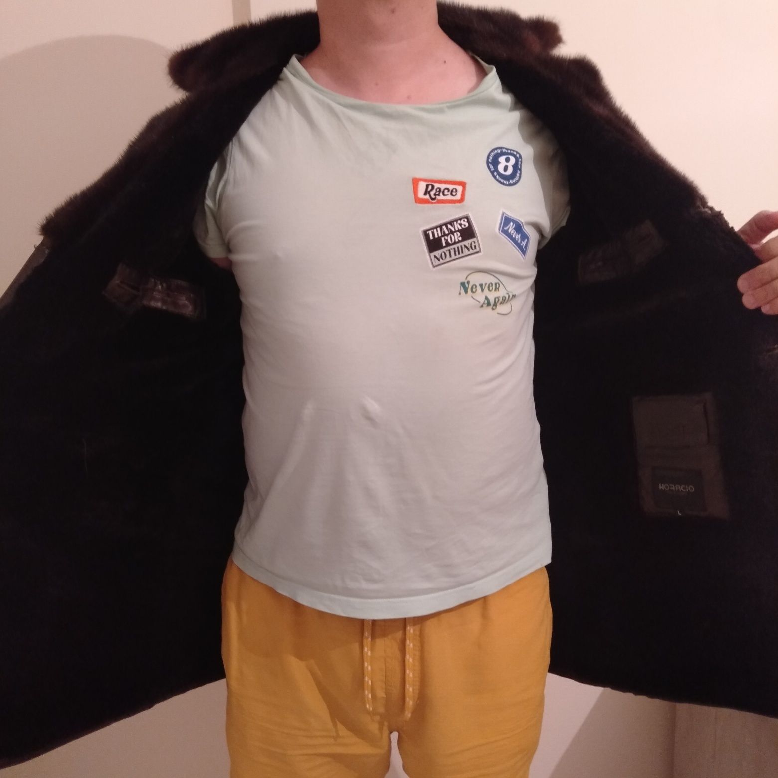 Зимняя кожаная куртка, размер L