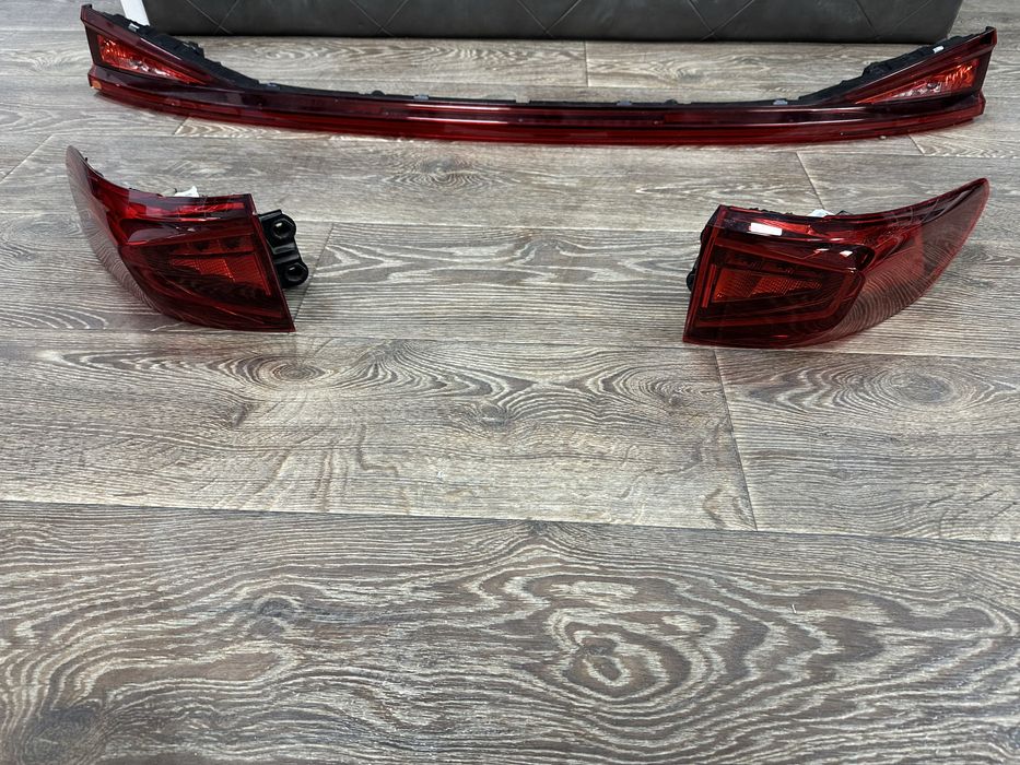 Seat leon FR led стоп стопове комплект