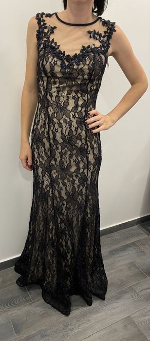 Елегантна вечерна дълга рокля