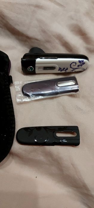 Продам старинный Bluetooth Sony Ericsson