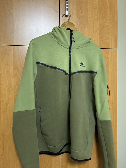 Nike tech fleece