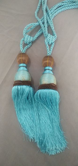 Продам кисти для штор, пара