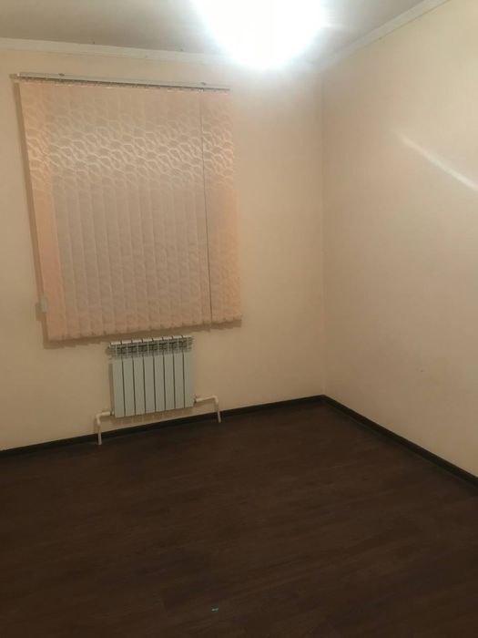 Янгийўл шахрида 3 хонали уй сотилади Янги массив