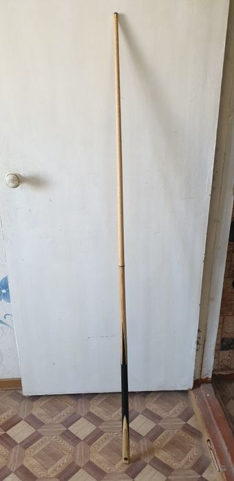 Продам бильярдный кий.