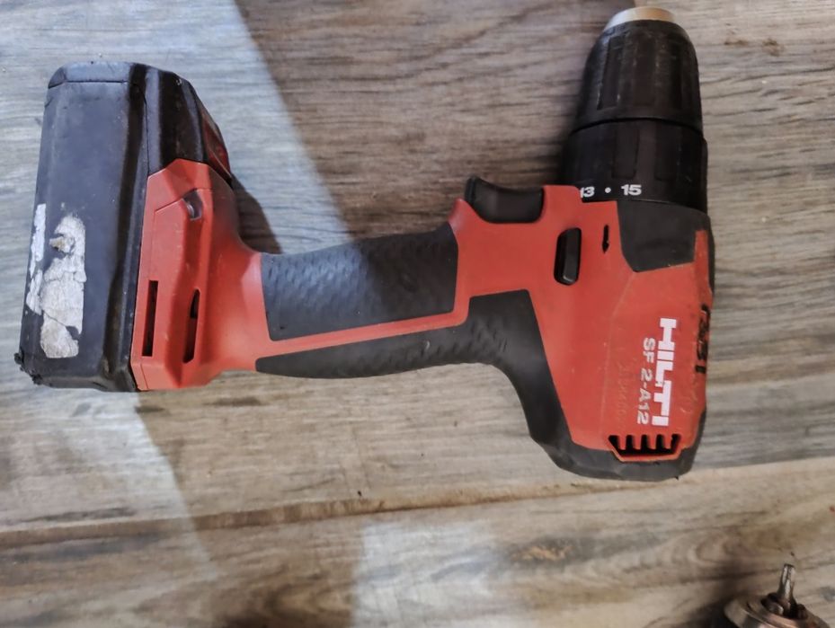 Mașina Bosch 18 v