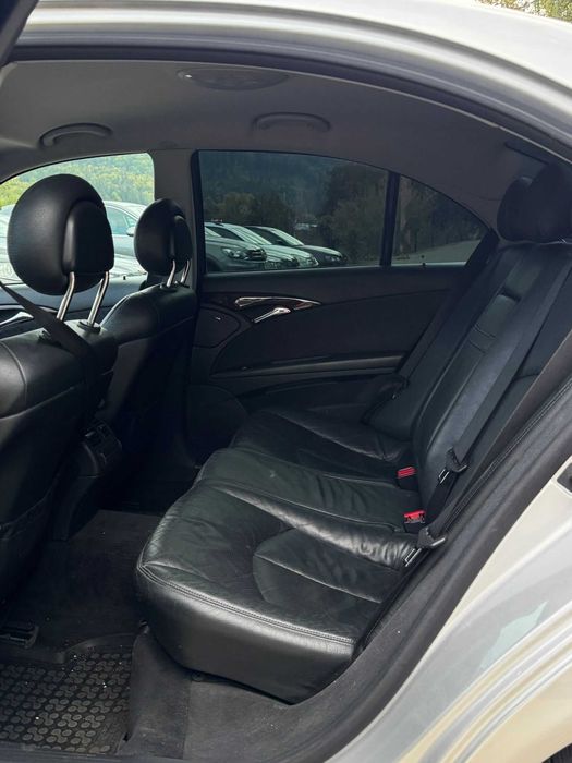 Mercedes E 200,an 2005, motor 2.2 diesel,122 cai!