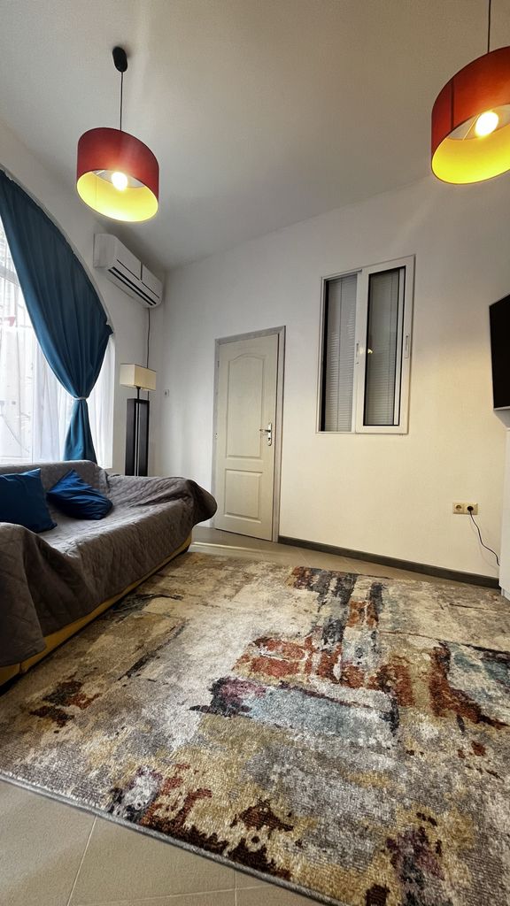 Дава се под наем Двустаен апартамент в Поморие - 55 кв.м за 350 € - Снимка #1