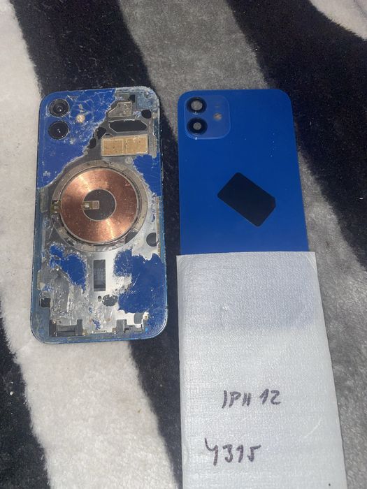 Iphone aproape nou cutie incarcator original fara cap