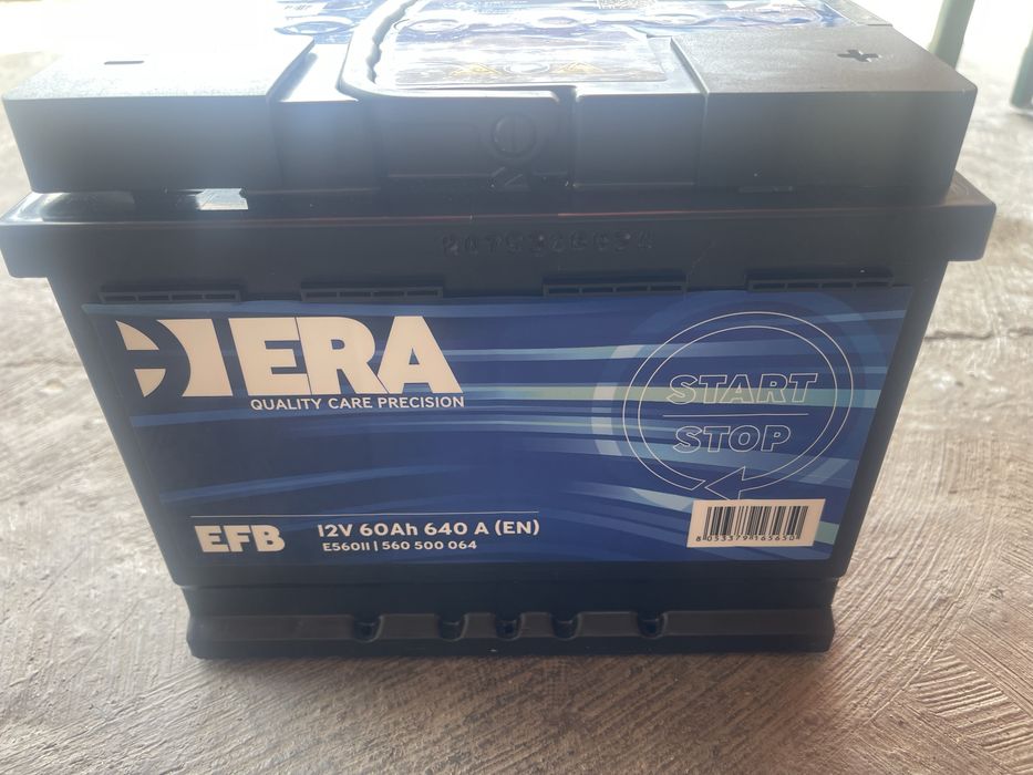 Vând baterie auto marca ERA EFB