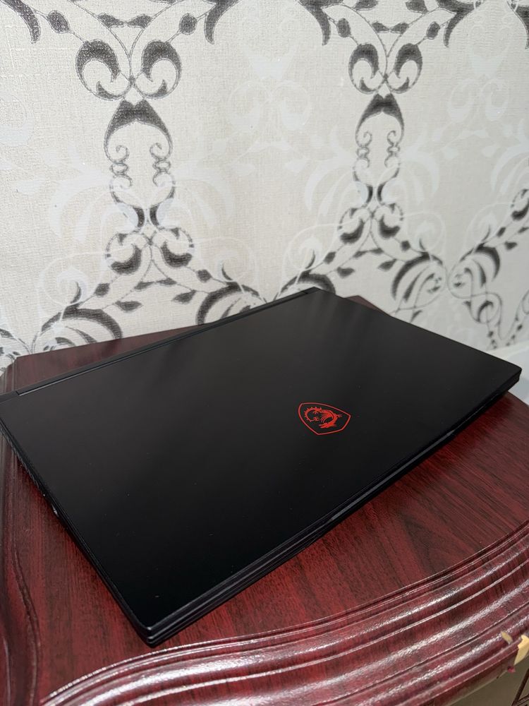 Ноутбук MSI GF63 игравой