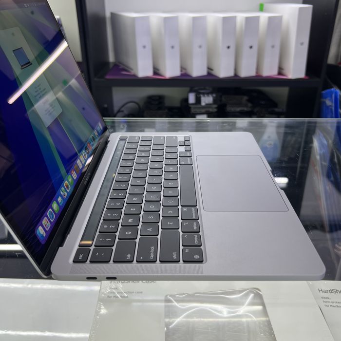 Macbook Pro M1 Space Grey