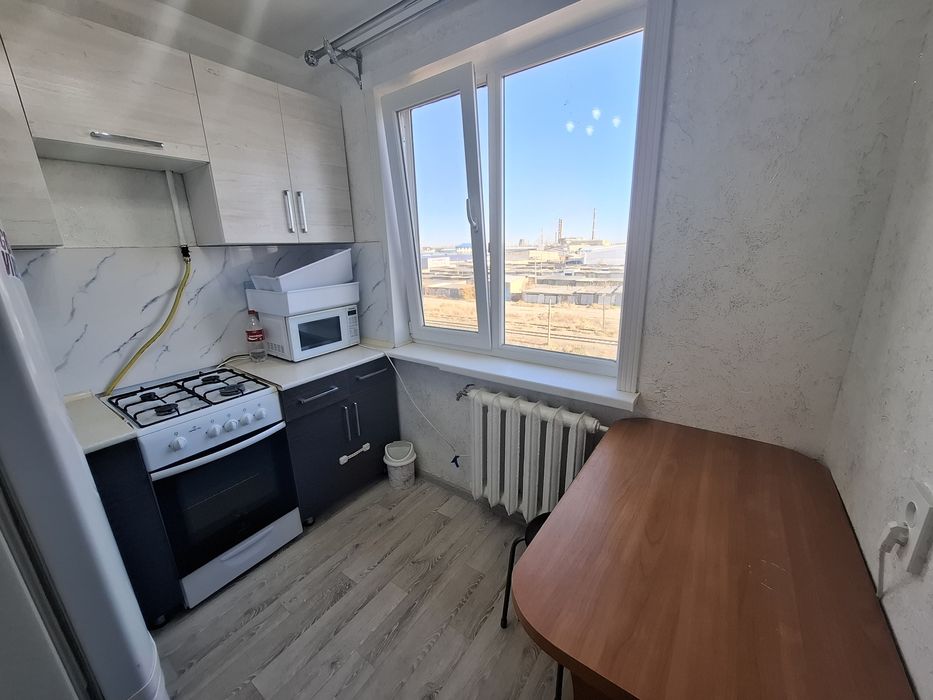 Продаётся 2-х ком кв с ремонтом Атырау ул Азаттык 68б