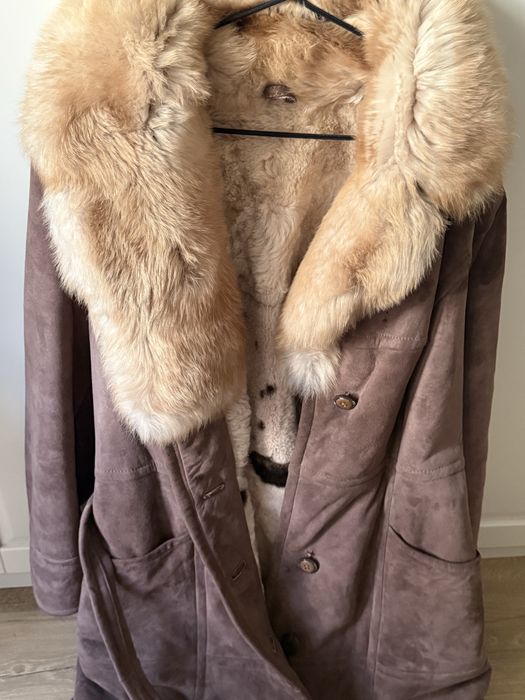 Cojoc Blana taupe, cu nasturi si cordon