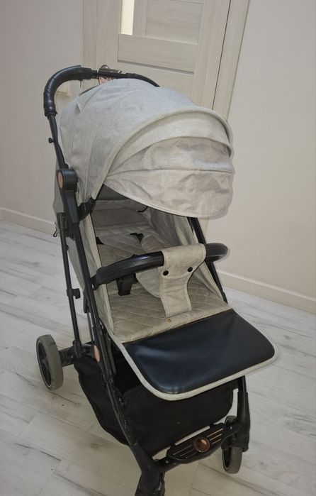 Раскладная детская коляска