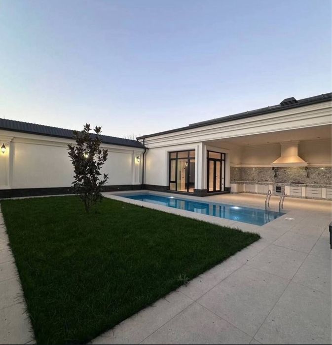 Дом 5 соток 6 комнат 750 м² Сауна ; Бассейн