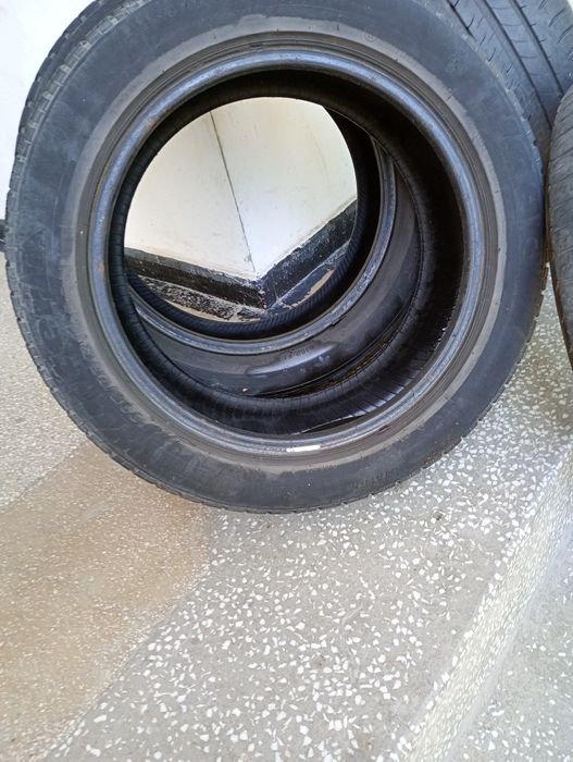 Vând cauciucuri și jante