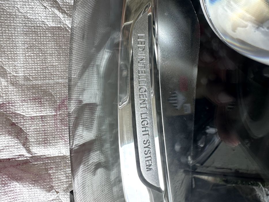 Десен фар за Mercedes GLC W253 Full LED