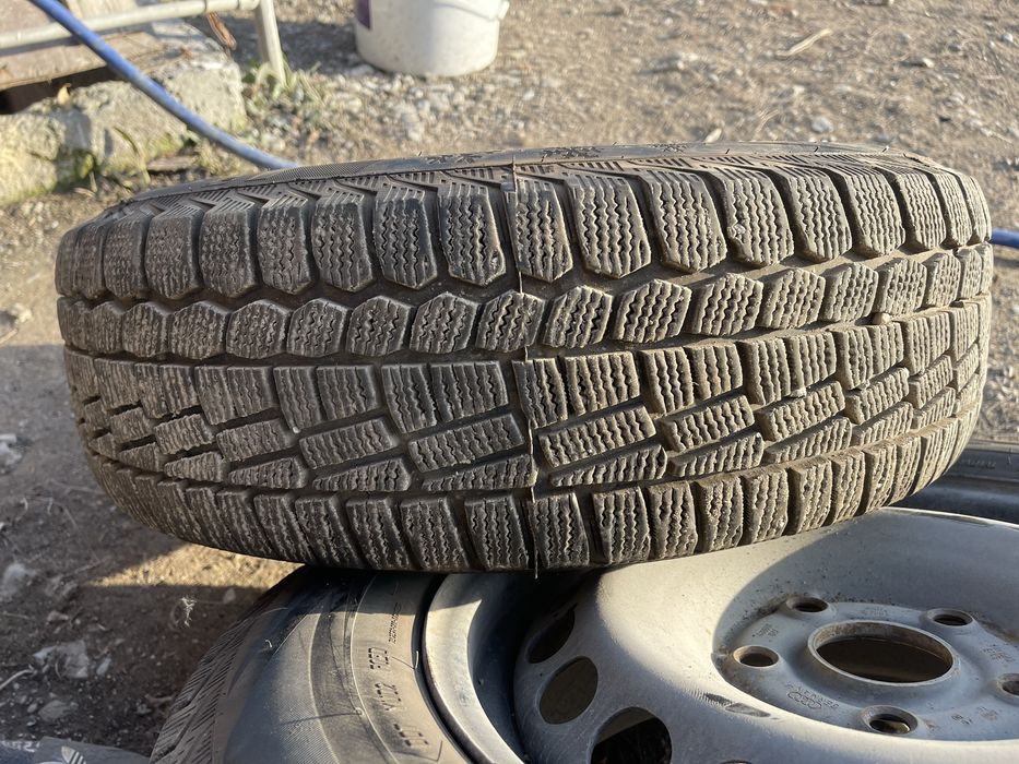 Зимие шины б/у как новая