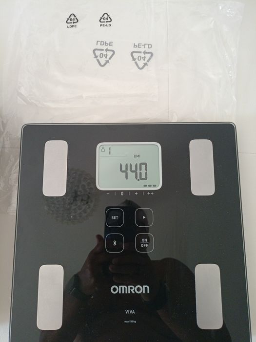 Vând cantar cu monitor compoziție corporala,cu app mobil, bluethooth,n