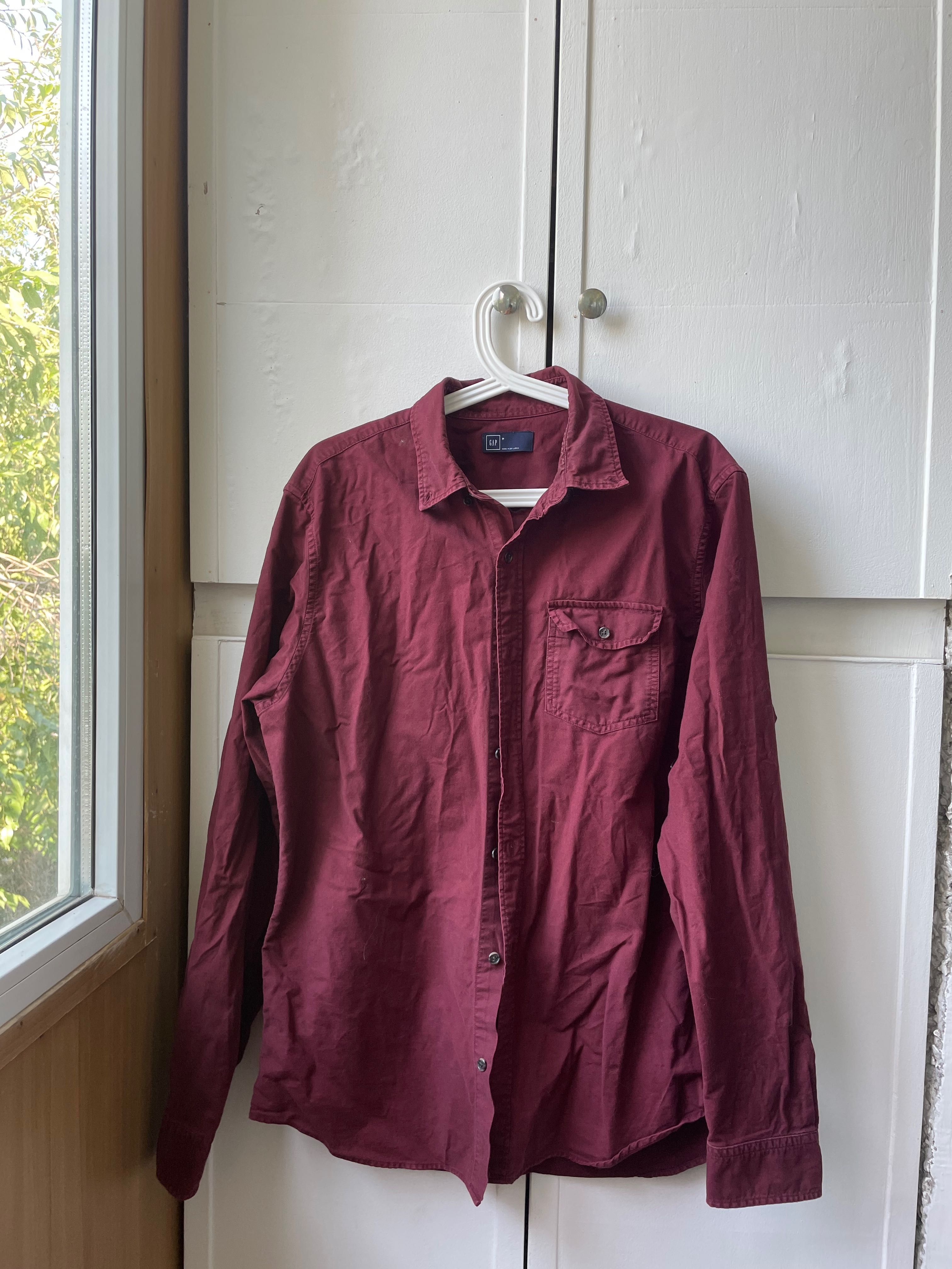 Бордовая рубашка GAP