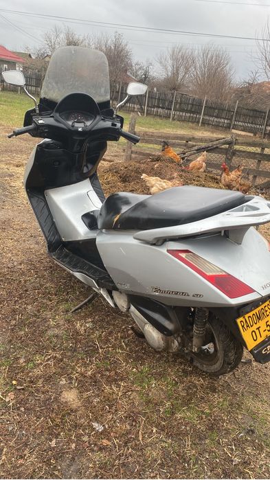 Scuter honda pantheon