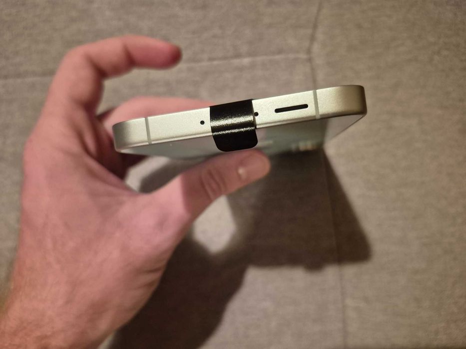 samsung galaxy s24 FE 128GB