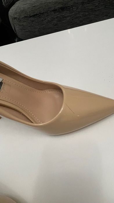 Елеганти обувки, телесен цвят. Aquarium