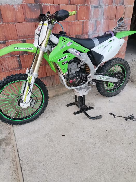 Kawasaki kxf 450cc an 2008 motor refăcut 64 ore în creștere