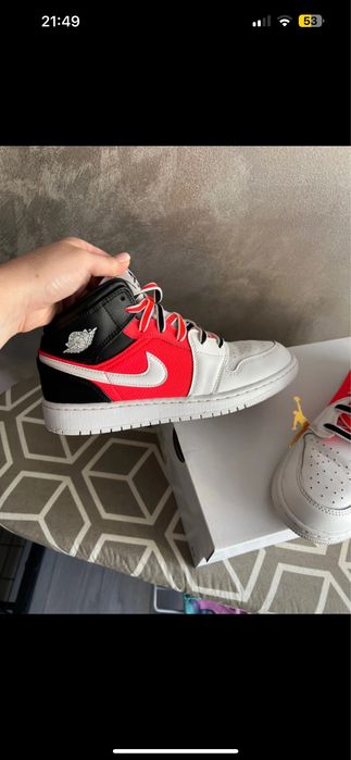 Nime air jordan low