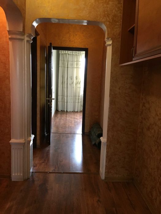 Сдам 3 комн. кв. в микр. Аксай 1