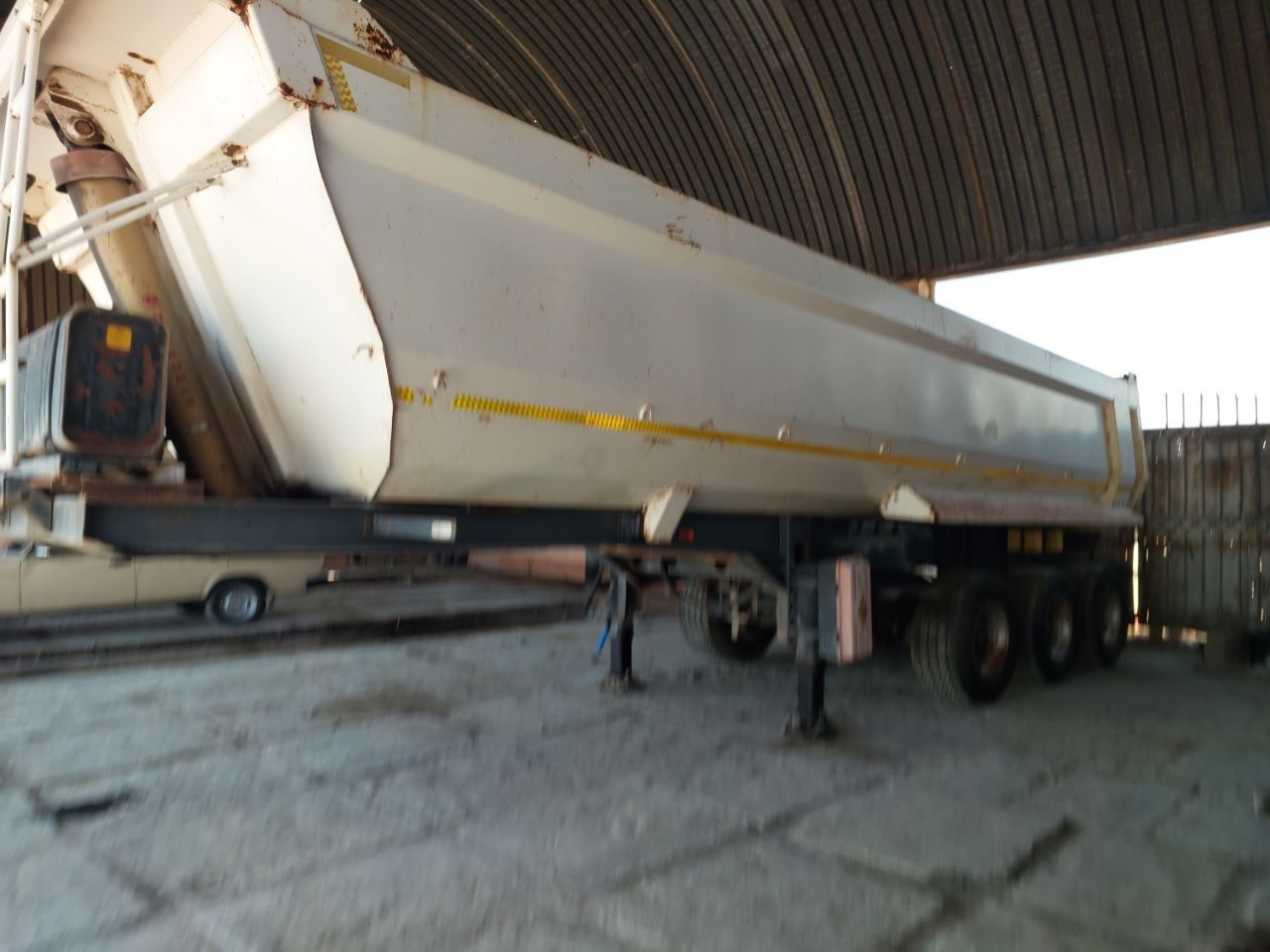 Прицеп UzAutoTRAILER cотилади