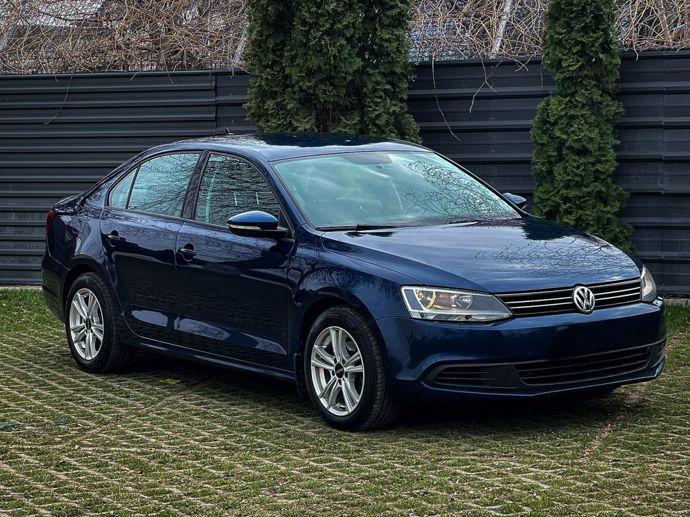 VW Jetta 2012/DSG/Impecabila