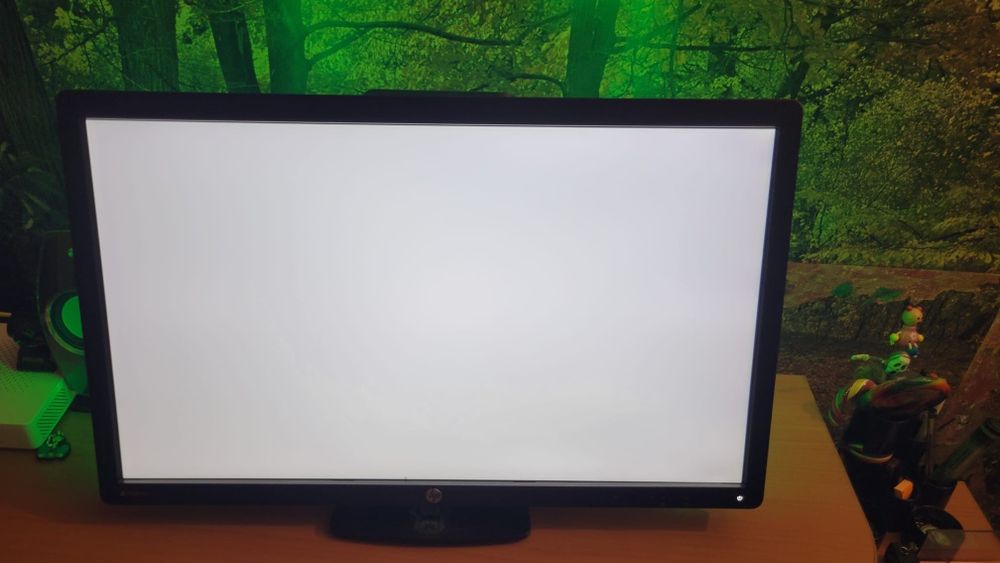 Monitor 23" rotire display HP Z23i inch iluminare argb SH 19 wide