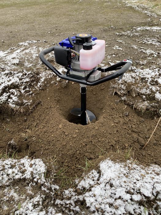 Inchiriez masinuta tuns iarba, motoburghiu, motocoasa