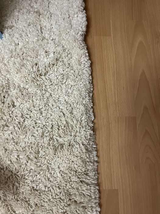 Продаю ковер травка