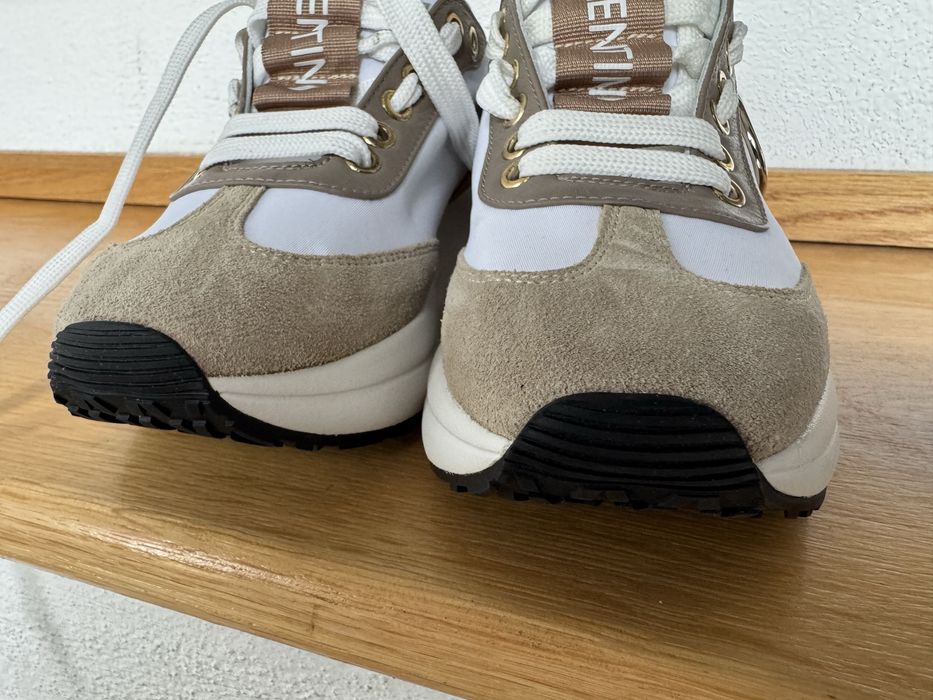 Adidasi / Sneakers Valentino