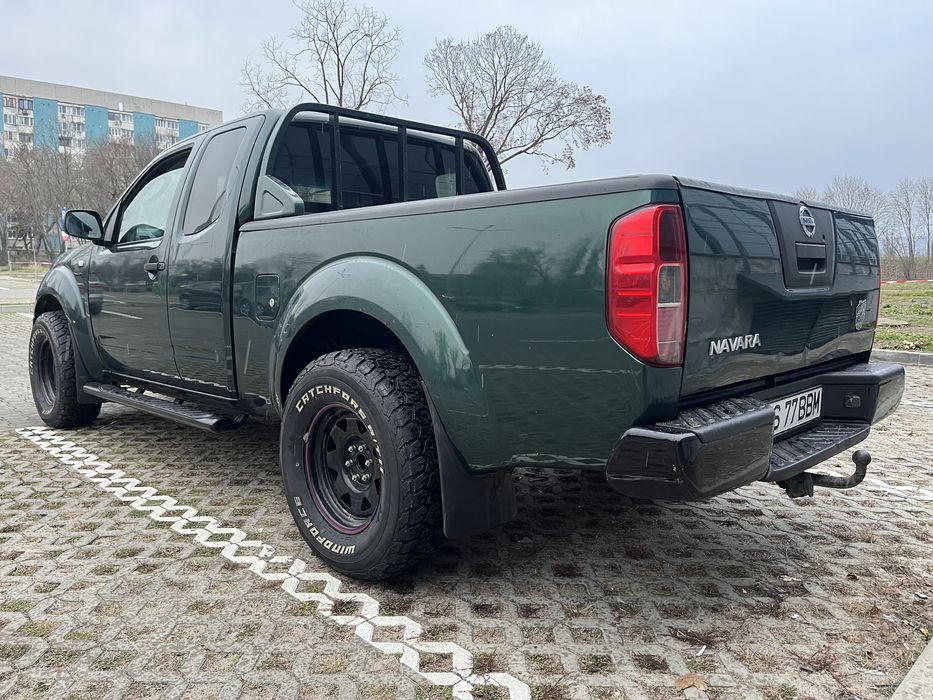 Nissan Navara D40 Autoutilitara 4 locuri