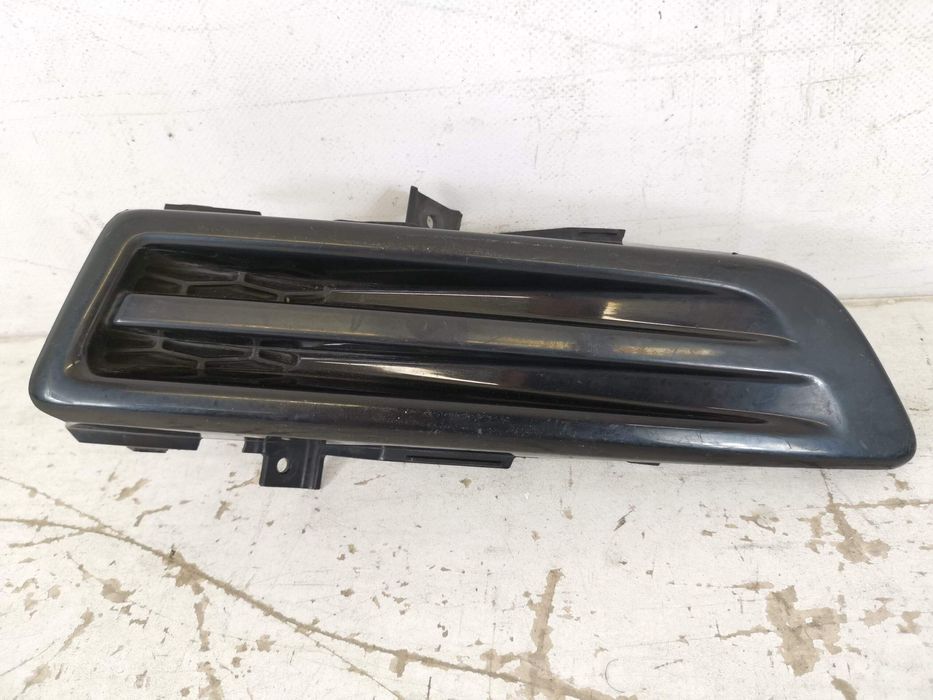 Ляв проекторен грил Ленд Роувър Дискавъри 4 / Lqv proektoren gril Land