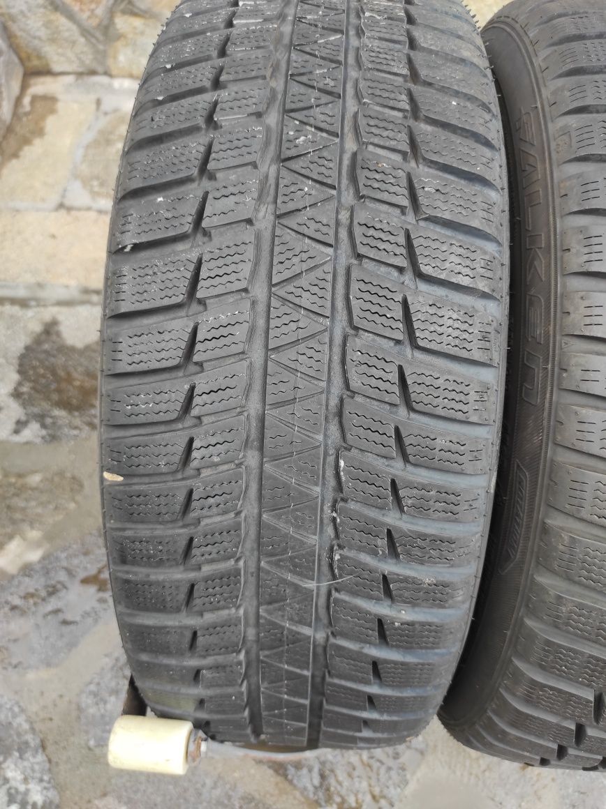 215/45/18 Falken