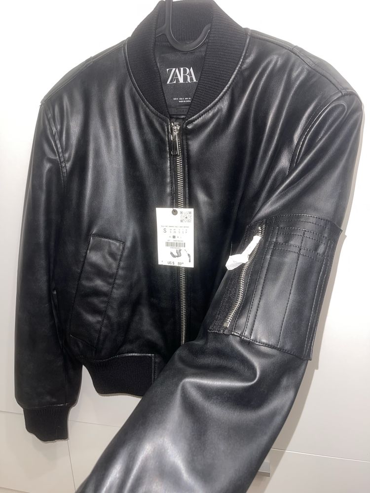 Яке от еко кожа Zara