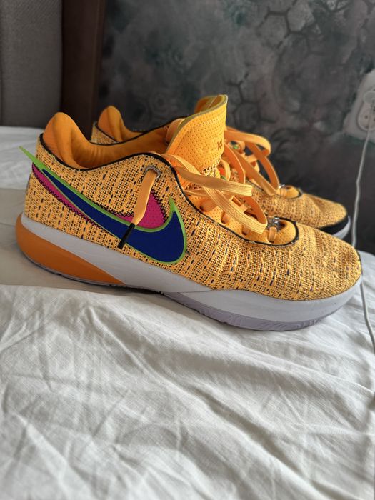 Nike Lebron 20 James Gang