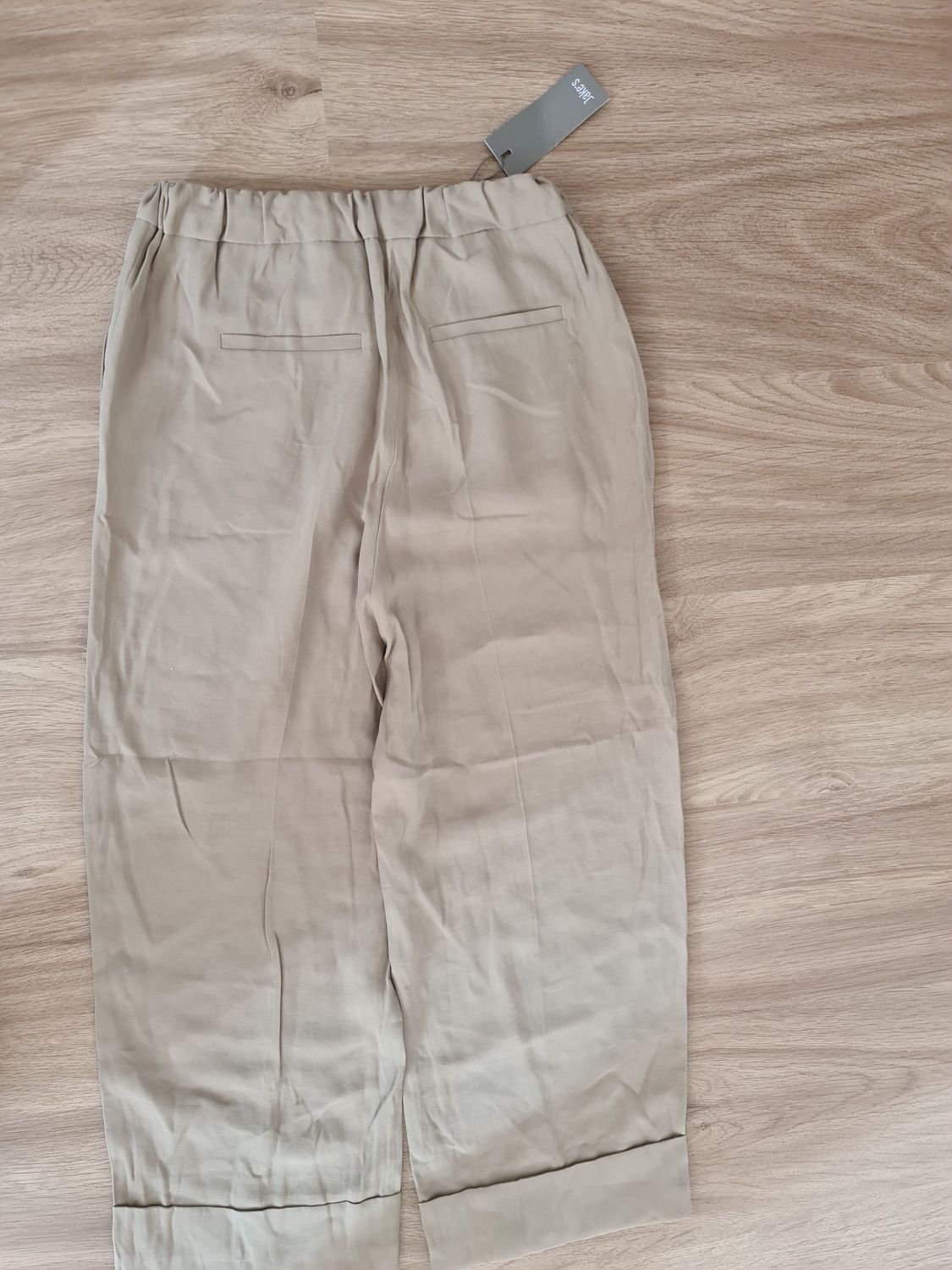 Дамски панталон размер 36, S. Нов с етикет.