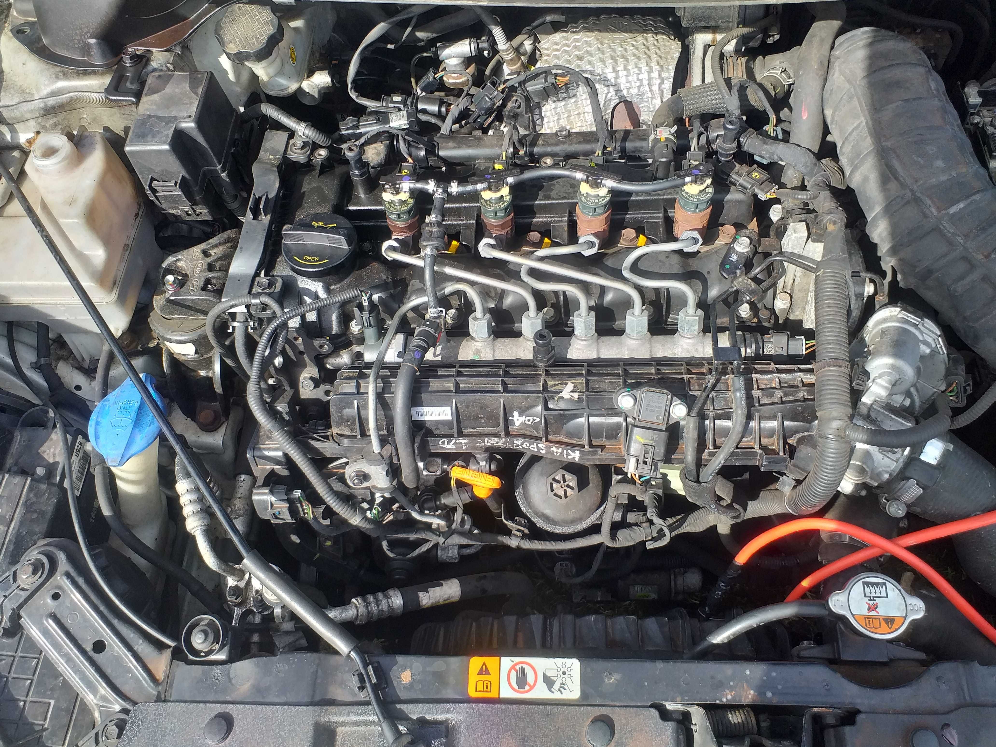 Dezmembrez KIA CEED  Facelift 2015 2016 2017 Motor 1.6 Diesel Crdi