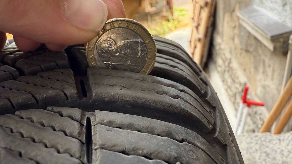 4 зимни гуми GoodYear UltraGrip 9+ 205/55/16 DOT 2820.