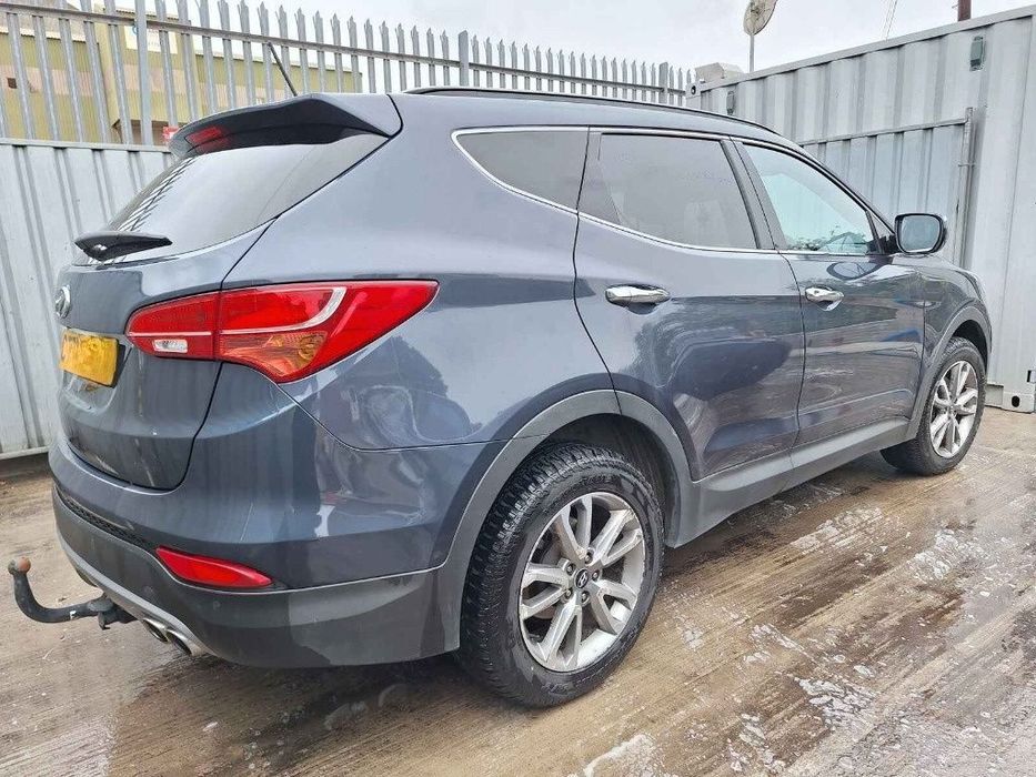 Bancheta spate Hyundai Santa Fe 2013 SUV SANTA FE 12 2.2 DOHC