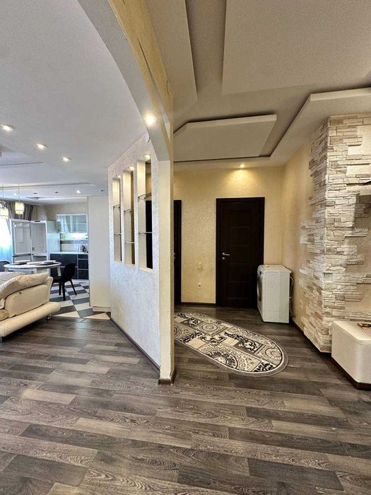 3х комнатная квартира по ул.Садовая 100/2 за 32 млн тнг