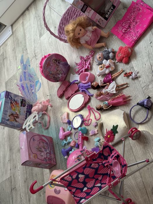 Игрушки для девочки за все 13000 коляска кукла крылья лабубу